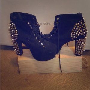 Jeffery Campbell,  shoes are from 2011 no box